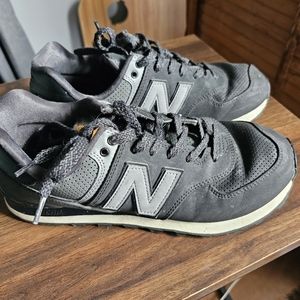 New Balance 574 size 9 mens